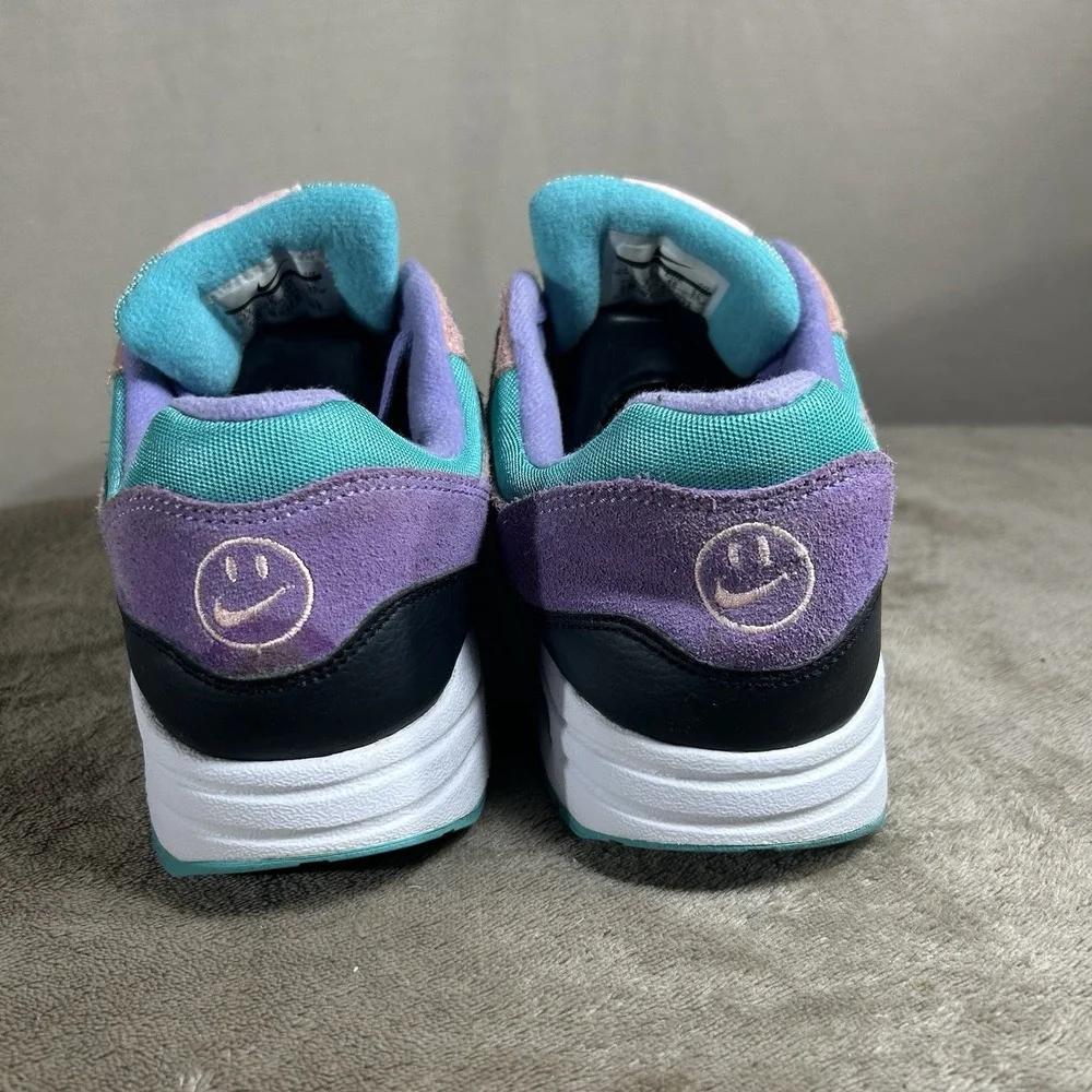 Nike Air Max 1 Have A Nike Day Youth 7Y Womens 8.5 Smiley Face AT8131-001